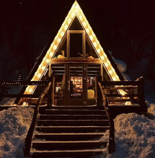 Кофейня issi.coffee. Поляна Чегет.