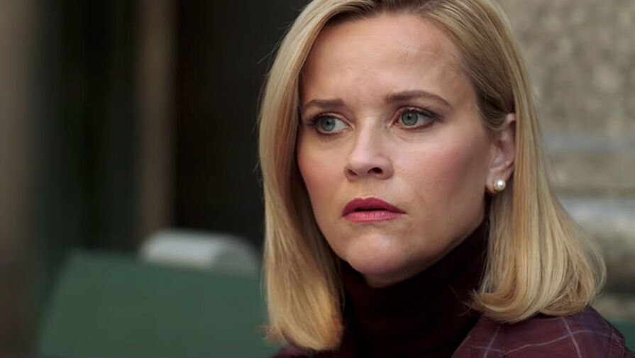 С удовольствием наблюдала за героиней Риз Уизерспун. Для меня эта ее роль схожа с ее ролью в Большой маленькой лжи. Такая же дотошная до правильности, социально активная, заинтересованная жизнью других. С проблемами в своей семье.