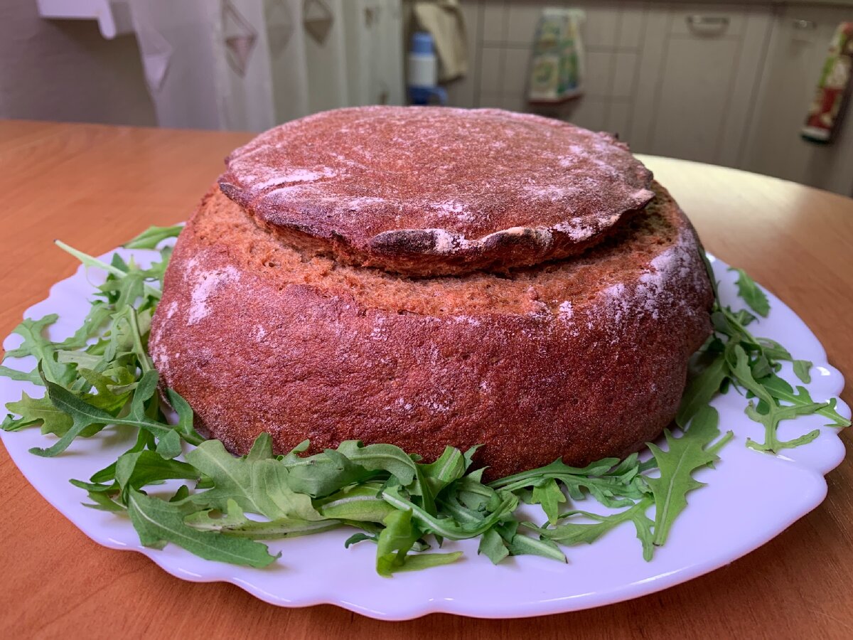 Знакомьтесь, его величество хлеб "Сельский". Испечен без пшеничной муки высших сортов. Фото автора 