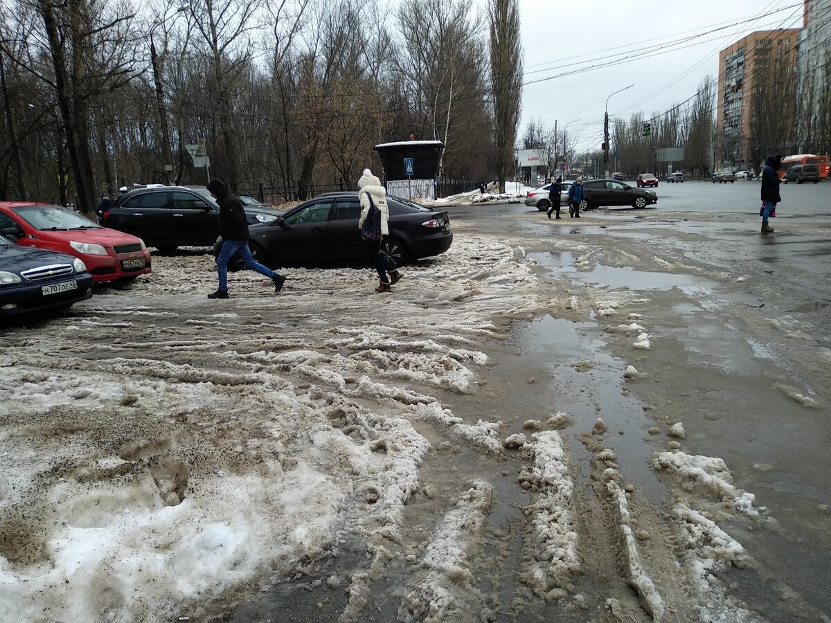 В жизни много грязи, но не нужно ее тащить в чужой дом. Заходите с чистой душой и помыслами или просто пройдите мимо - фото автора