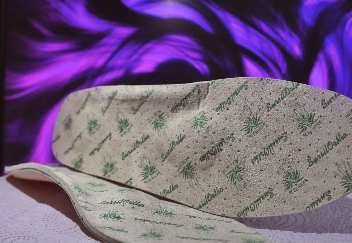 ИНДИВИДУАЛЬНЫЕ СТЕЛЬКИ: ⠀
✅корректируют высоту продольного и поперечного сводов;
✅компенсируют укорочение нижних конечностей до 2-х сантиметров;
✅снимают давление в области пятки;
✅уменьшают нагрузку на позвоночник и суставы;
✅снимают усталость при длительном пребывании на ногах.