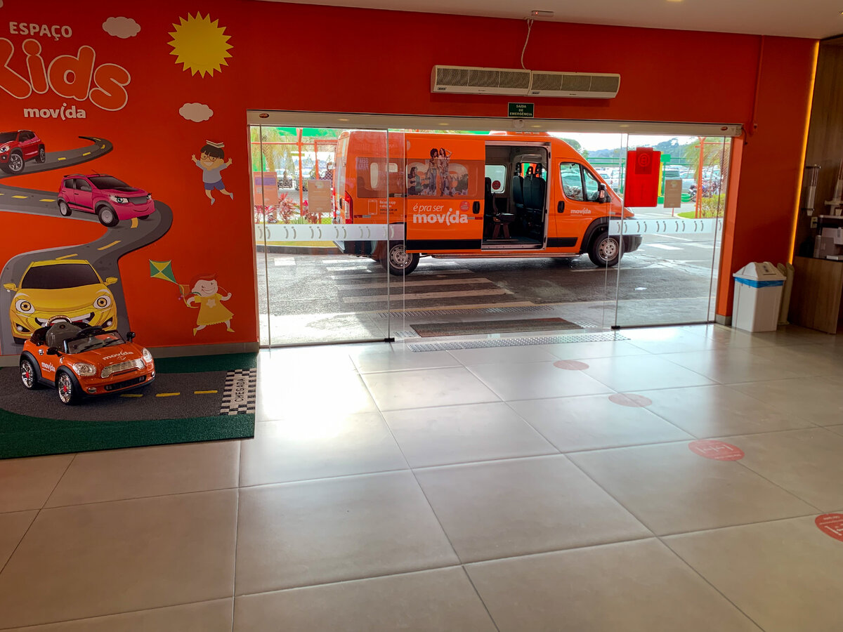 В лобби офиса - все удобства, вкусный кофе и даже детский уголок