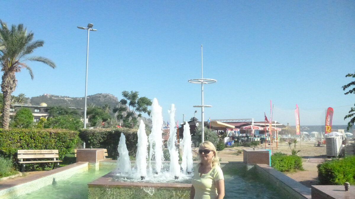 Турция, г. Аланья, ПЛЯЖ КЛЕОПАТРЫ