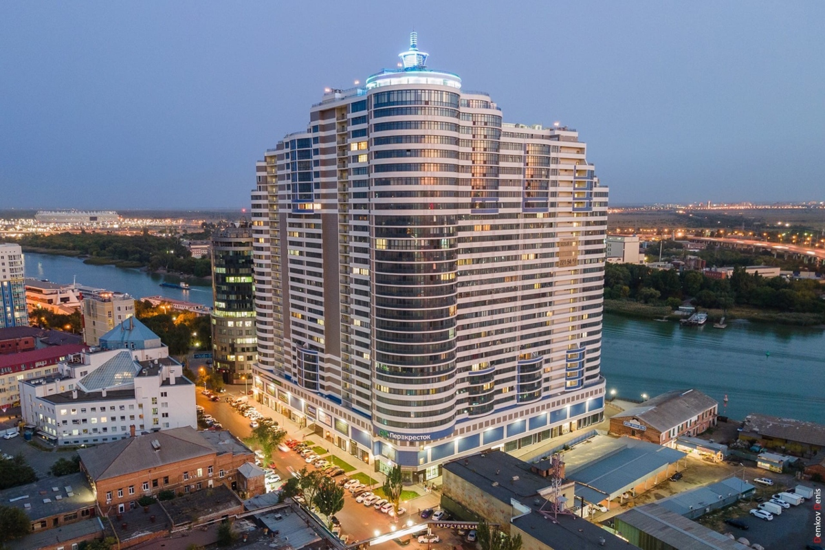 Башни москва сити 2022. Ростов на дону высотки. Жк белый ангел ростов-на-дону. Башня сёньхин. Ростов на дону небоскребы.