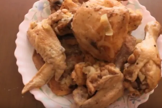 Тушеная курица в мультиварке 