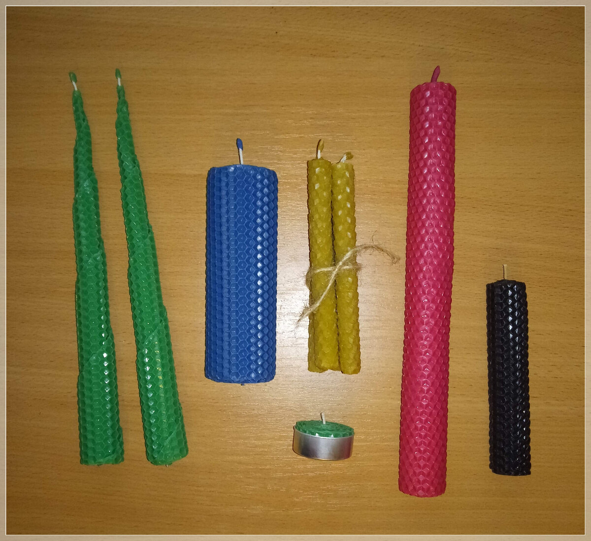 это наши первые свечи, которые сделаны своими руками