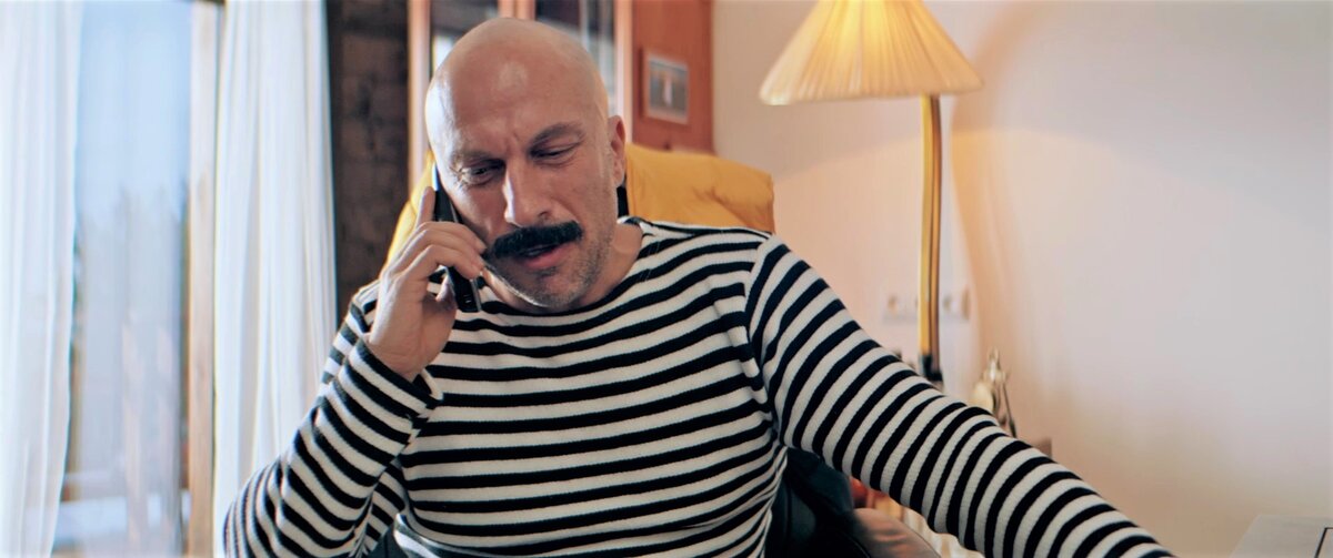 Дмитрий Нагиев как всегда отлично шутит. Кадр из к/ф «Спасите Колю!».