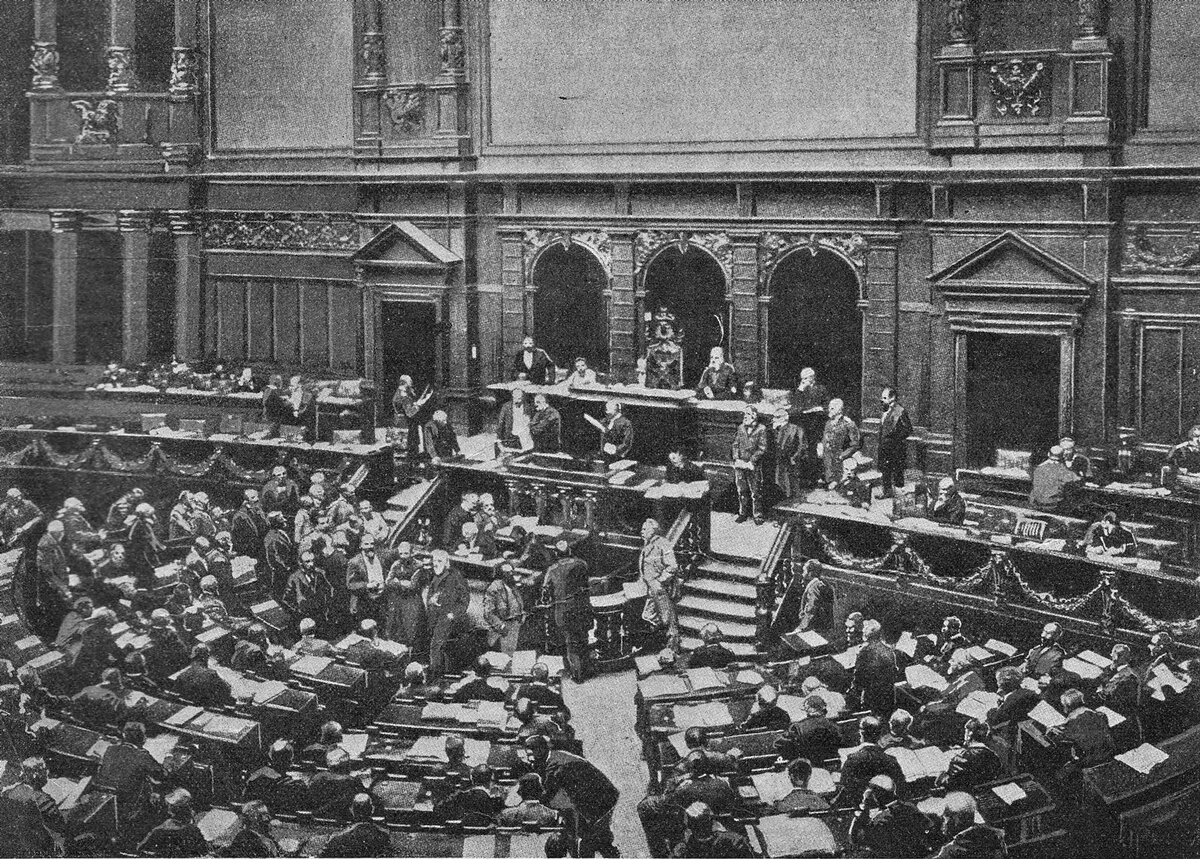 Парламент Германии 1918. Парламент Франции 19 век. Рейхстаг 1871 года. Германия 1918 Рейхстаг.