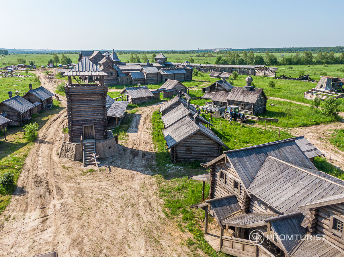Деревни в России были чёрные. Объясняю, почему брёвна чернели 😱⬛️🏘2