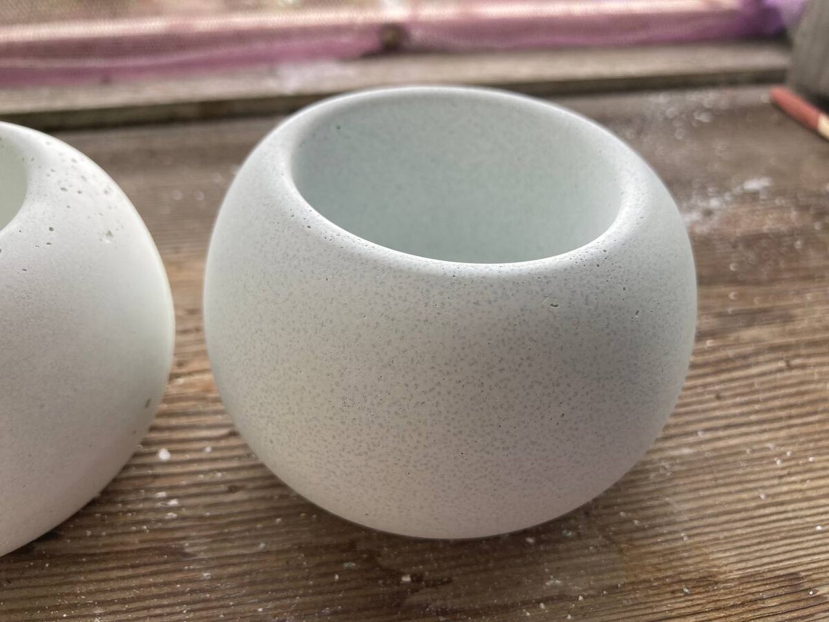 Горшочек для суккулента из бетона