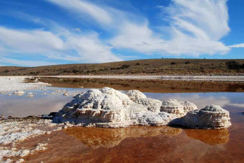 Озеро Торренс. Фото из открытых источников Яндекс.Картинки