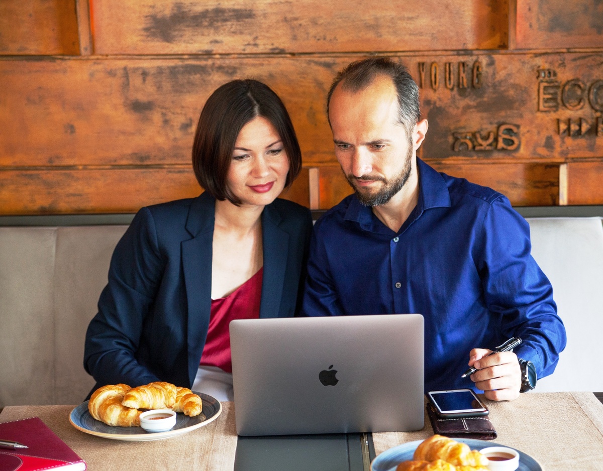 Руслан  и Ольга Шакировы @shakirov_finance