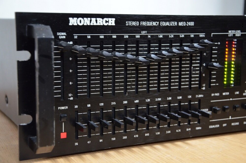 16 полосный эквалайзер автомагнитолы teyes. Sound blaster x4 эквалайзер. компрессор - эквалайзер ur6qw. Marantz eq 6003 эквалайзер. автомобильный эквалайзер кенвуд.