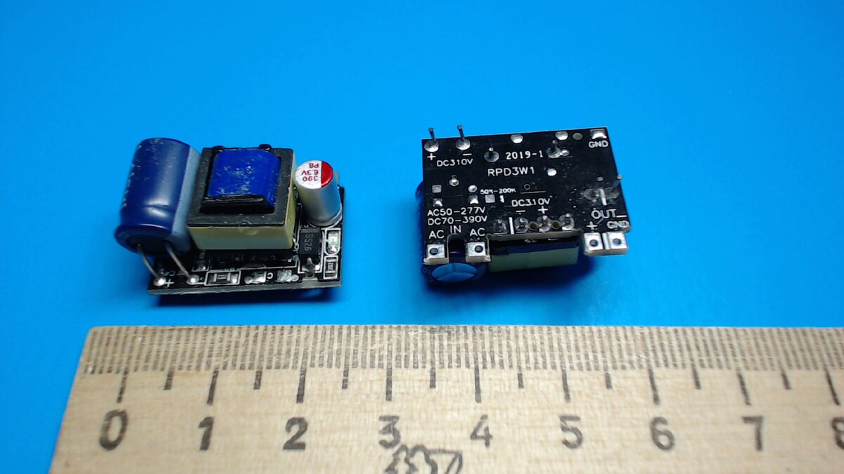 Современный импульсный блок питания 5V 0.7A с гальванической развязкой от сети