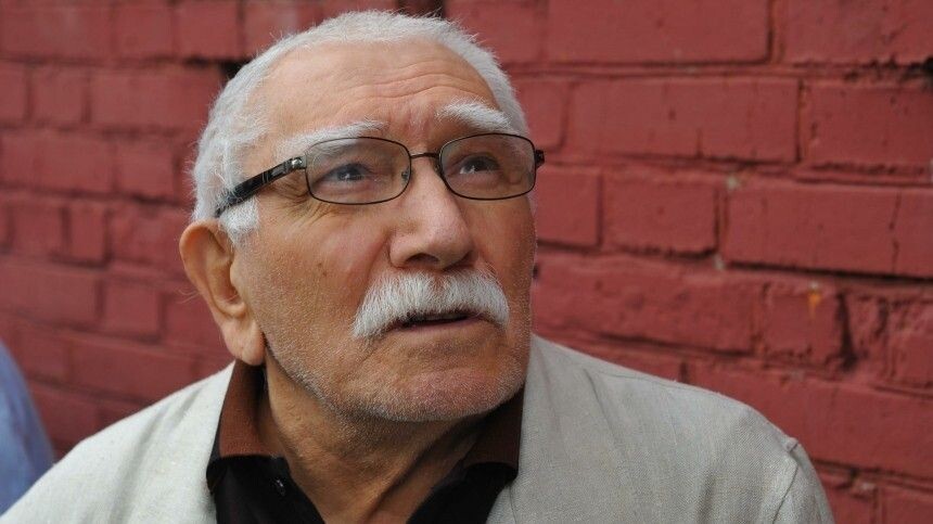 Армен Джигарханян  ( Фото из открытых источников Яндекс фото, картинки)