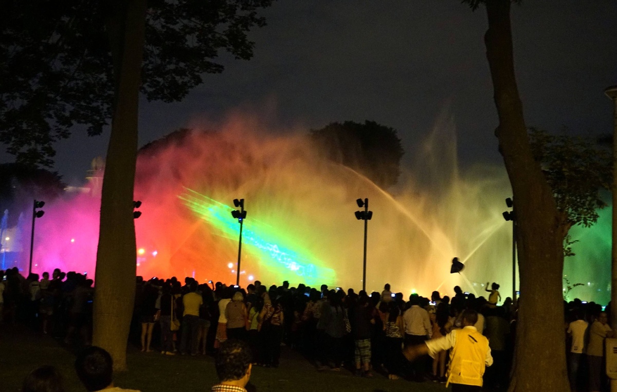 Парк фонтанов в Лиме