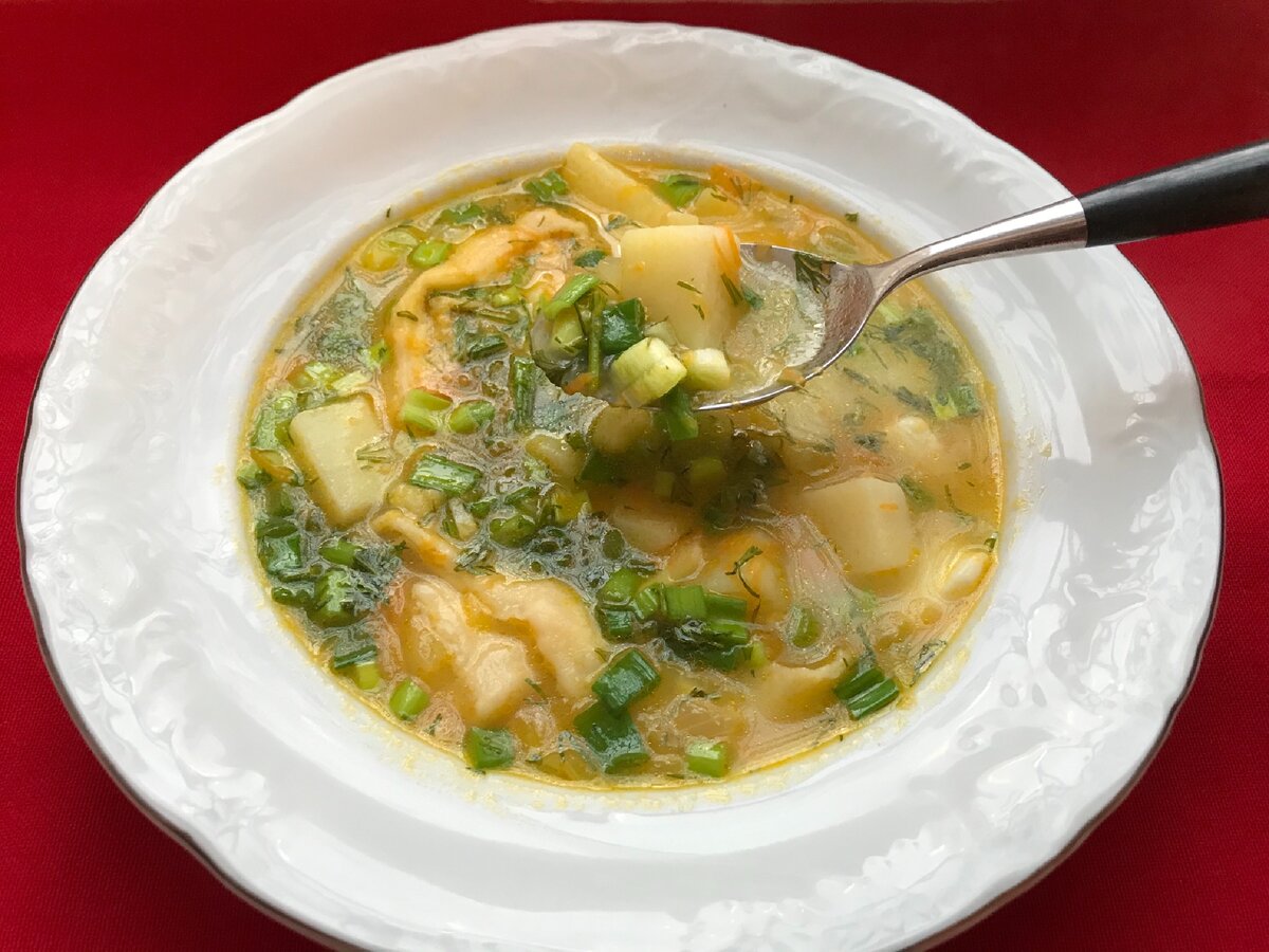 Необычный суп с сырными рулетиками | Блог ресторана «Круглая башня»