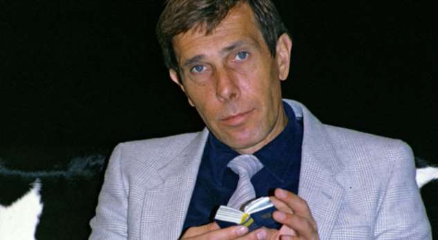 Несмотря на славу, которая пришла к Андрею Болтневу после переезда, ни он, ни его семья счастливыми не стали. Кем стала его дочь6