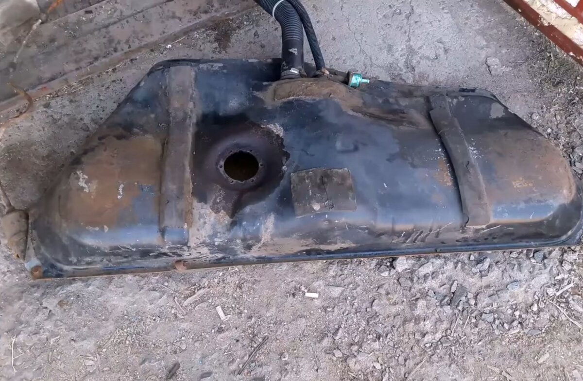 Бак топливный daewoo nexia n150. Топливный бак дэу нексия n150. Сколько бак на нексии. Бак дэу нексия н150. Сколько бак на нексии.