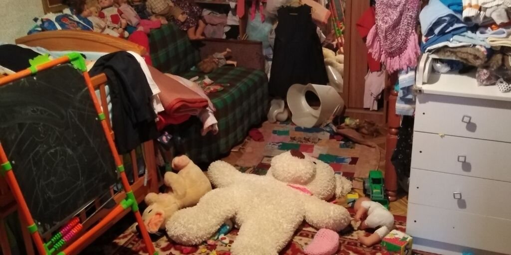 Вот примерно так выглядит дом,когда мама вдруг решила поболеть)