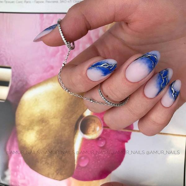 Применение на различных поверхностях: