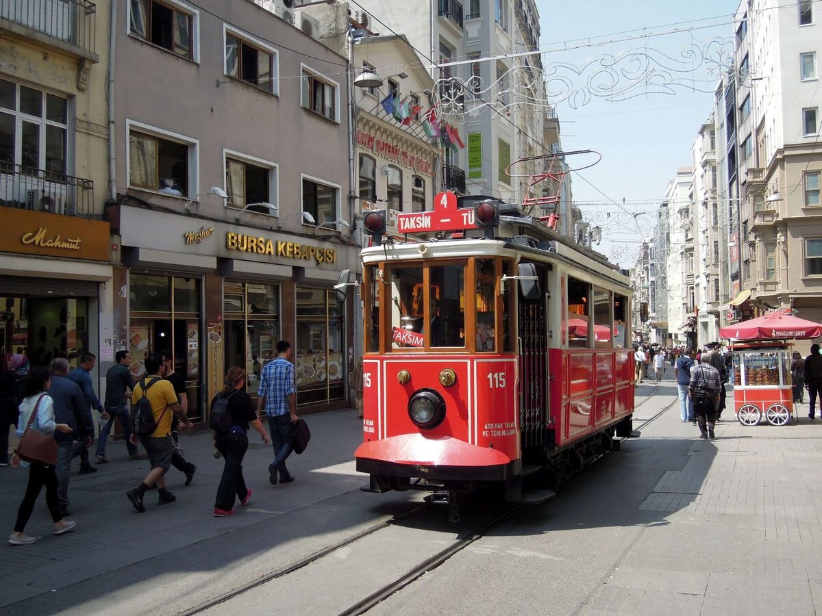 Площадь Taksim