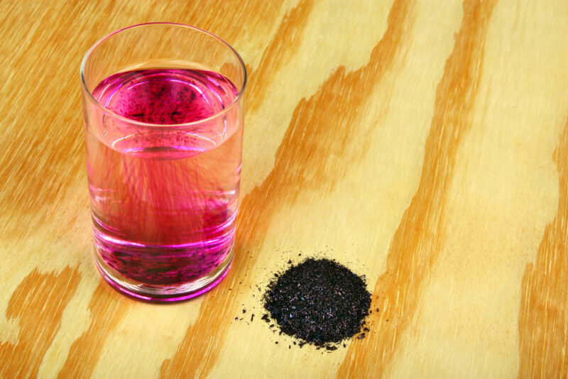 Марганцовка (Фото используется по стандартной лицензии ©azbukaogorodnika.ru)