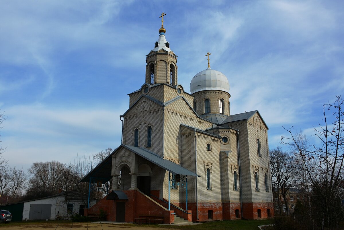 Новый Свято-Никольский храм в станице Советской (Урупской).
