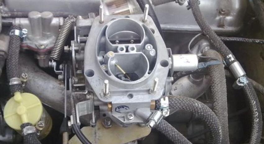 Карбюратор солекс 2109. Регулировочный винт холостого хода солекс 21083. Карбюратор ваз 2108 солекс. Карбюратор weber 2108. Карбюратор ваз 2106.