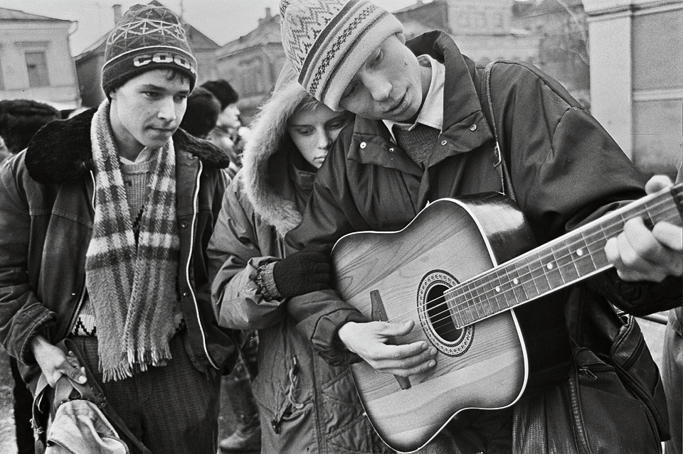 Soviet songs. Фарит Губаев фотограф. Дворовые гитаристы. Проводы в армию. Советская молодежь с гитарой.