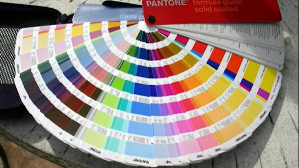цветовой веер Pantone