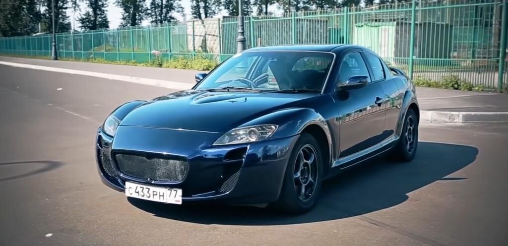    Mazda RX-8 считается одним из самых доступных спорт-купе на вторичном рынке России . Фото: youtube.com