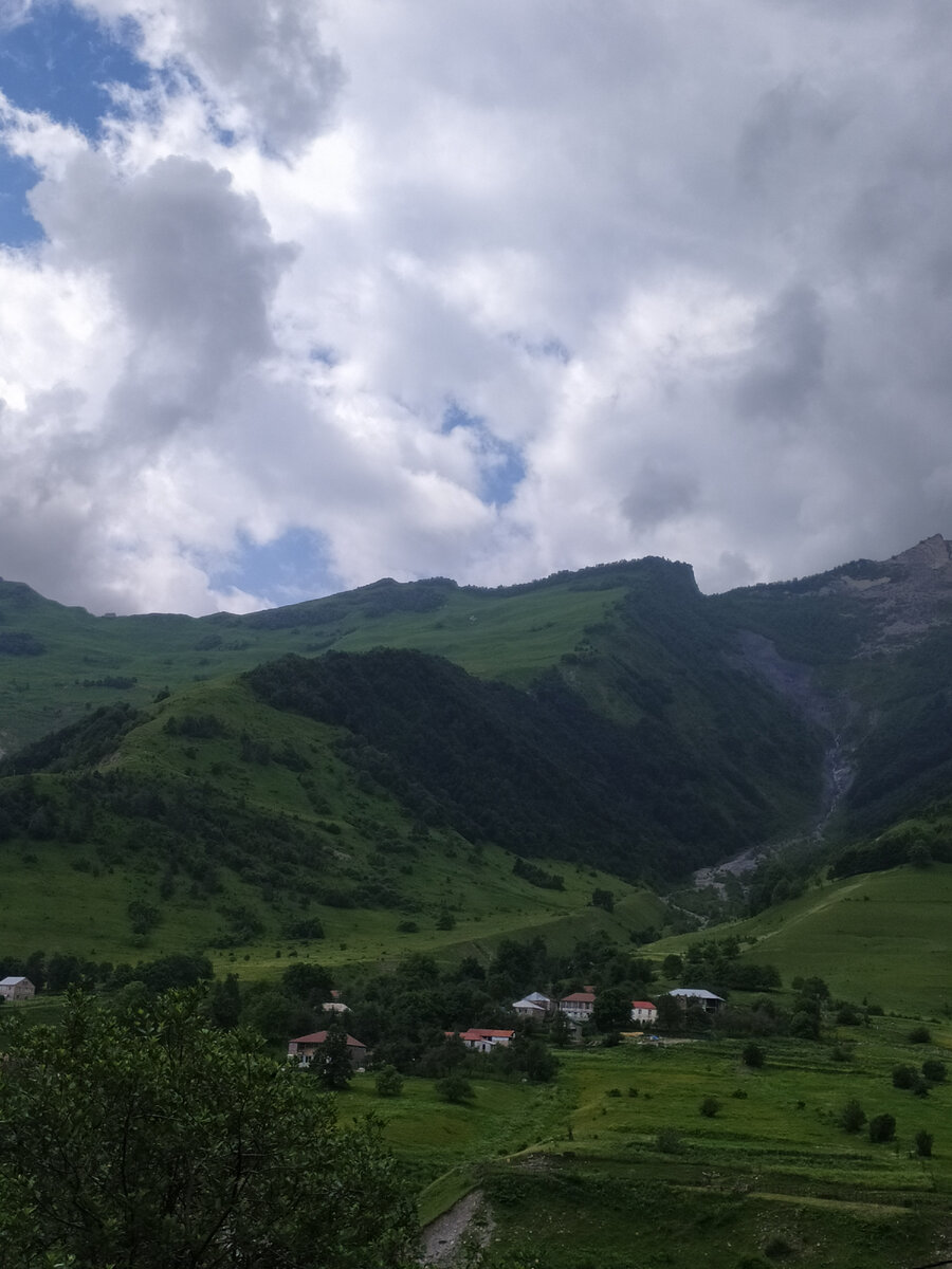 По пути в Казбеги. 