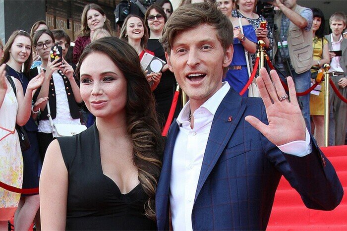 Павел Воля и Ляйсан Утяшева. Источник фото: yar.kp.ru