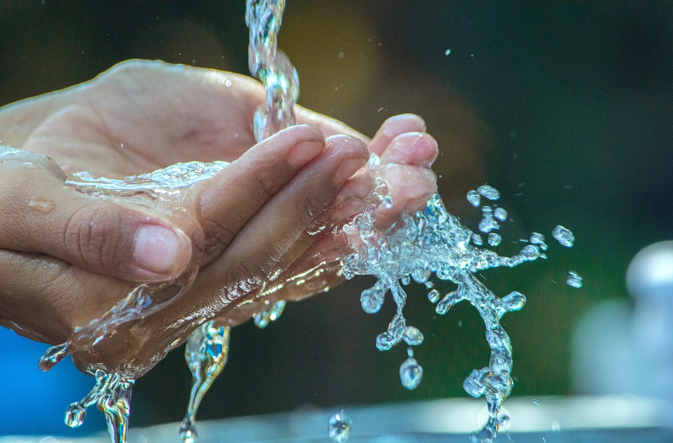 1 5 литра воды это сколько кг