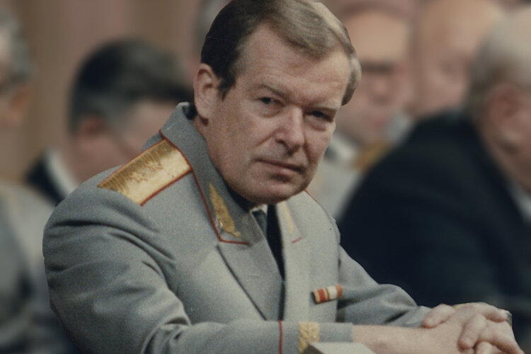 «Вадим Бакатин — это все тот же уже знакомый нам персонаж, который в критические моменты истории появляется неизвестно откуда и делает что-то важное и необходимое». Фото: Olga Kuzischina, wikimedia.org, CC BY-SA 4.0
