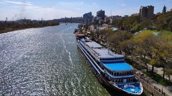     Цены на взрослый и детский билет снизились на 50%.