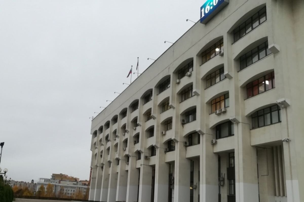    Где учат «на депутата»? Владимирцы поступили в Университет нормотворчества