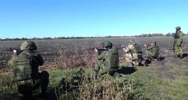    Мобилизованные военнослужащие проходят подготовку в зоне СВО Министерство обороны Российской Федерации