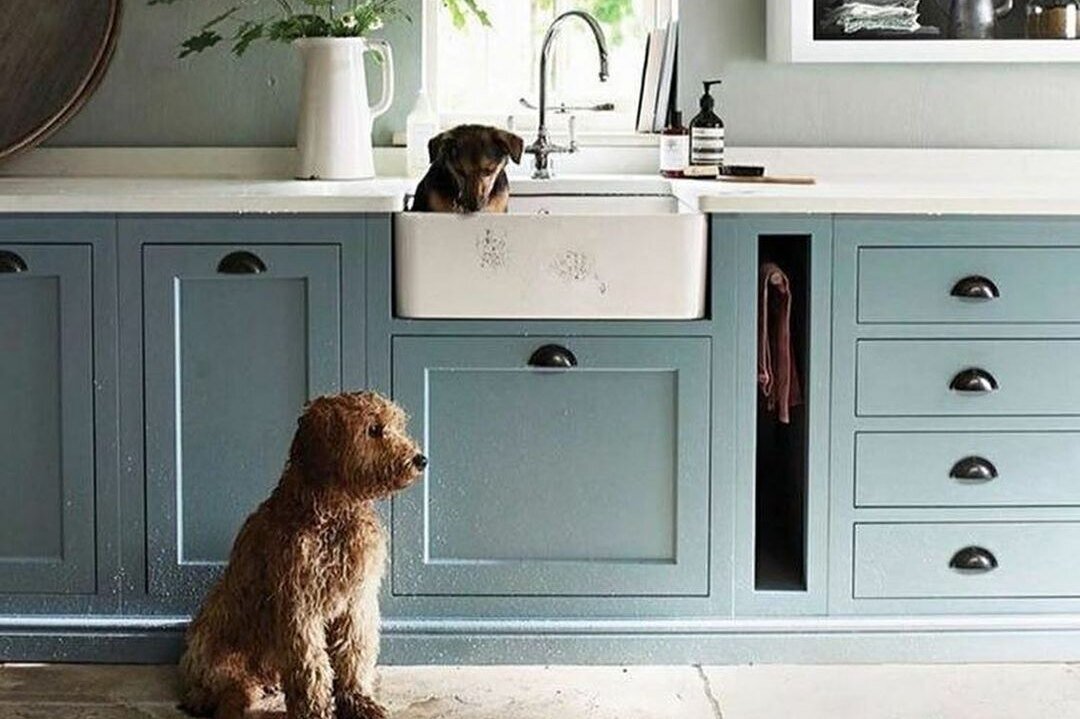     С чем и как сочетать синий цвет в интерьере: 24 стильных решения