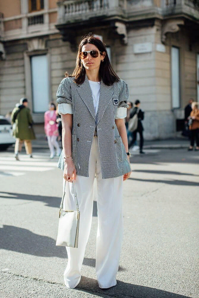 Классический костюм