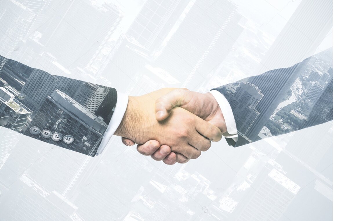 Стороны заключили госконтракт. Подрядчик начал выполнять работы, но обнаружил, что из-за ошибки в расчетах фактический объем работ меньше, чем предполагали стороны. В итоге он не сможет получить ту сумму, на которую рассчитывал.