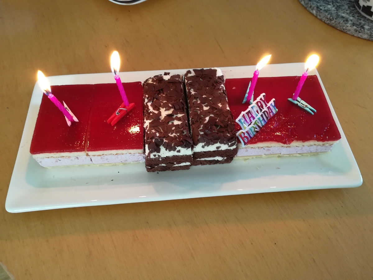 меня поздравили на работе