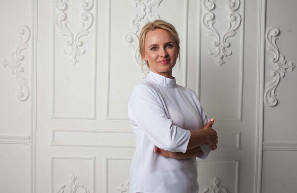 Васильева Юлия Сергеевна - пластический хирург, ведущий специалист Москвы по эндопротезированию молочных желез, "Лучший пластический хирург по маммопластике" по версии первой всероссийской бьюти премии "Хрустальный лотос"