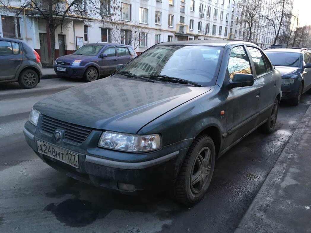 Iran Khodro Samand - иранский клон Peugeot 405. Южнопортовый район