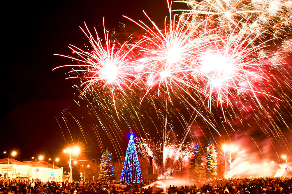 Магия новогоднего салюта! Всех с Новым Годом!!!