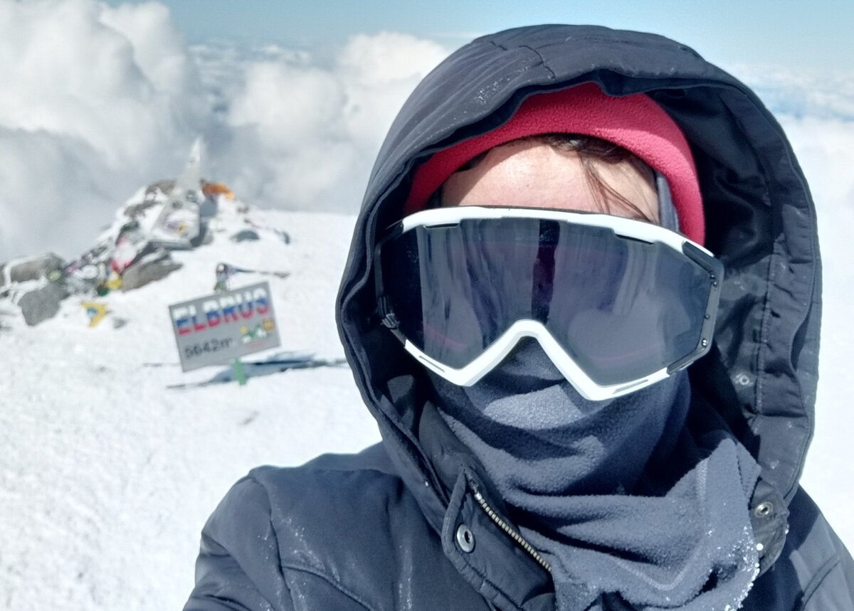 Идентифицировать меня на этой фотографии никоим образом не получится, поэтому просто поверьте на слово - это я. Сентябрь 2019