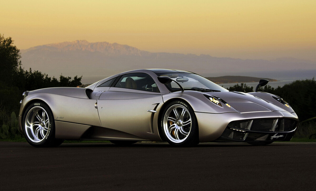 Pagani Huayra, 116 млн рублей
﻿
