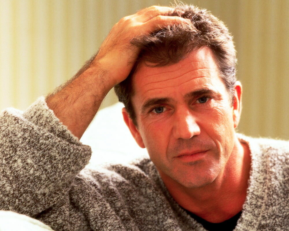 Для других, не для «своих». Мэл, милашка, поколачивал свою русскую жену, например.