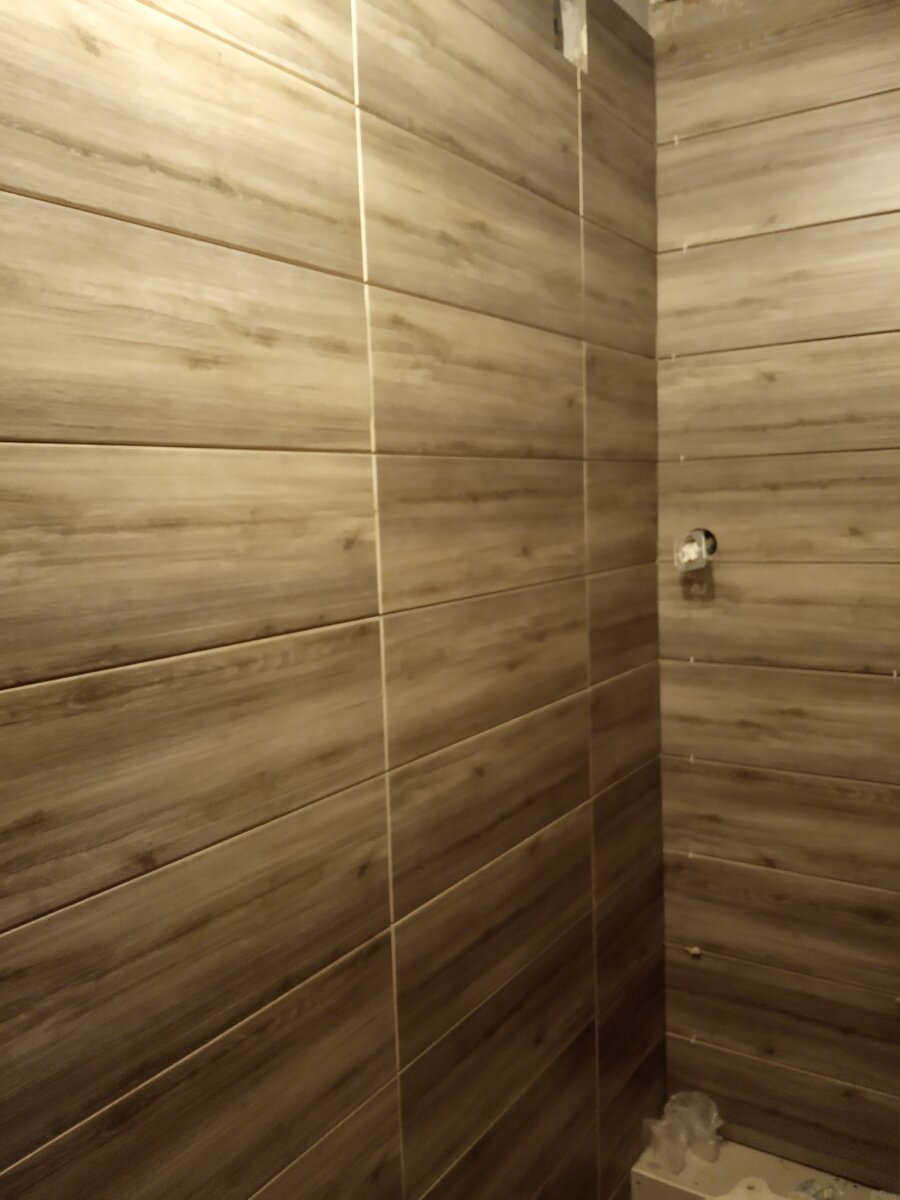 Плитка керамогранит.